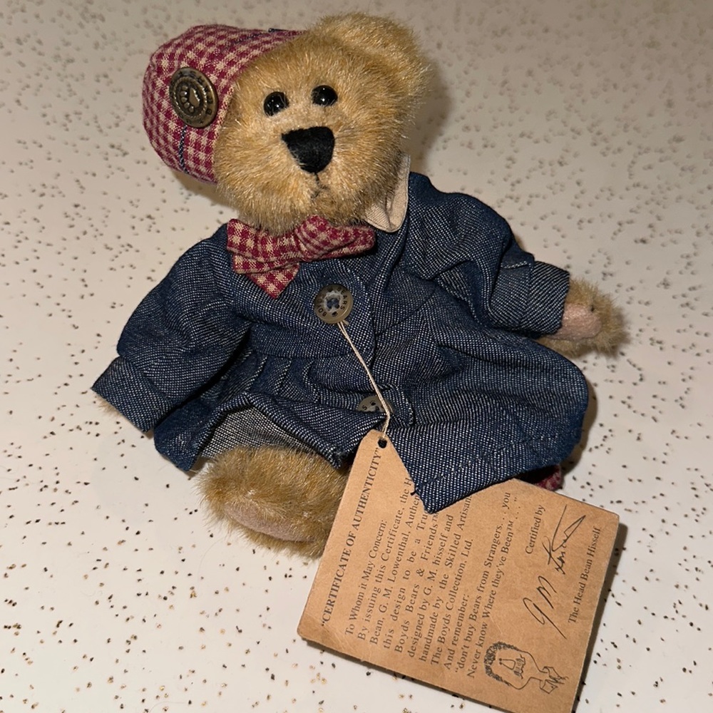 Boyds Bears Retired Eleanor Jointed Brown Bears Denim jacket, bow tie, & hat!